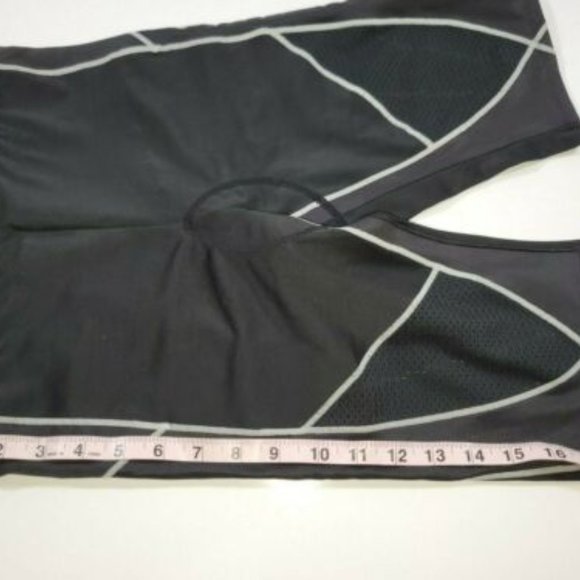 CW-X Conditioning Wear Ventilator Tri Short - Men's M / Women's L - Picture 7 of 9